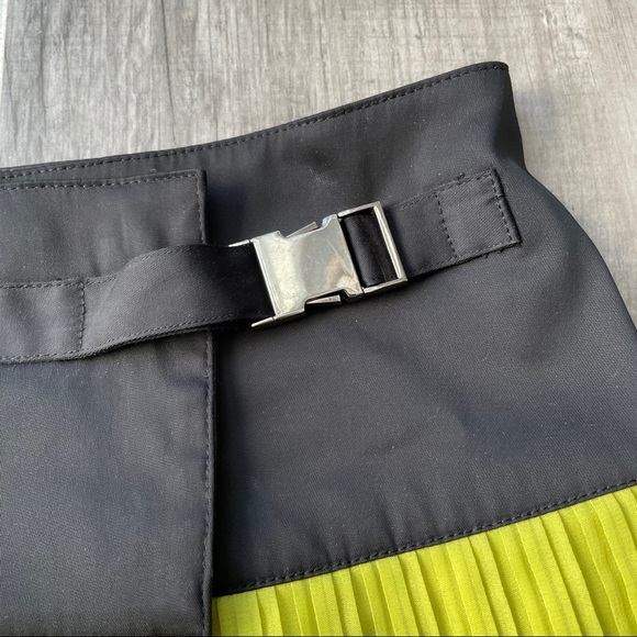 Bedo accordion neon yellow buckle wrap skirt - Picture 2 of 8